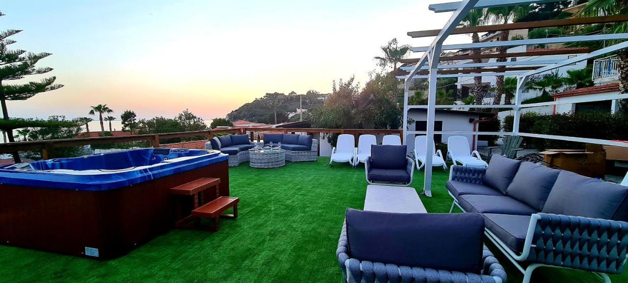 Ninfa Sul Mare Apartments 50 M E T R I Dal Mare Best Breakfast And Free Parking Capo Vaticano Buitenkant foto