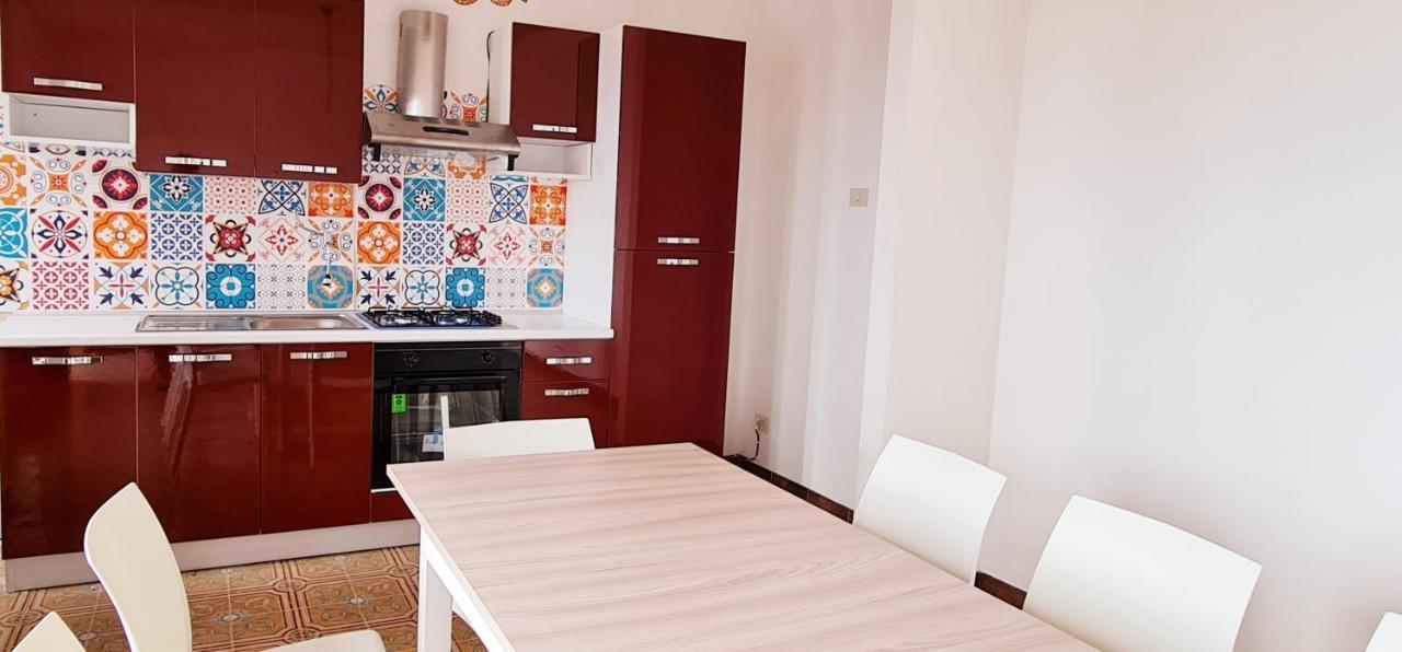Ninfa Sul Mare Apartments 50 M E T R I Dal Mare Best Breakfast And Free Parking Capo Vaticano Buitenkant foto