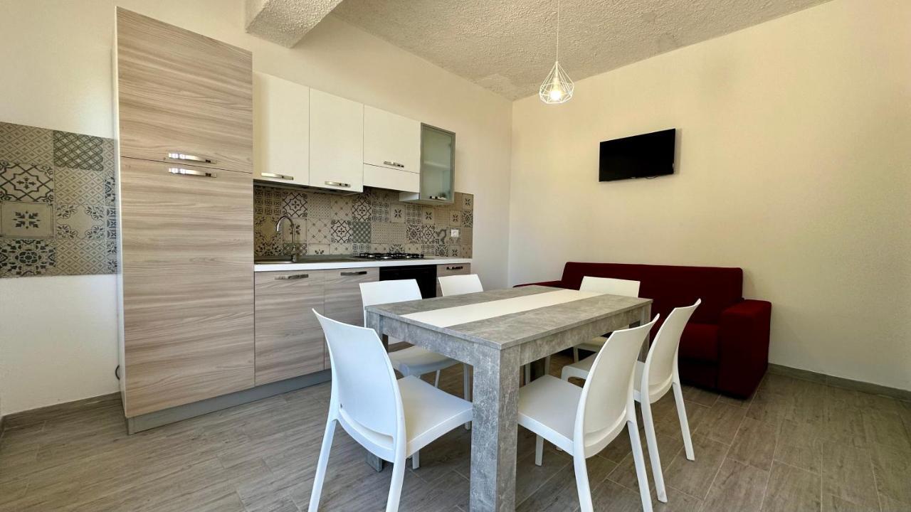 Ninfa Sul Mare Apartments 50 M E T R I Dal Mare Best Breakfast And Free Parking Capo Vaticano Buitenkant foto