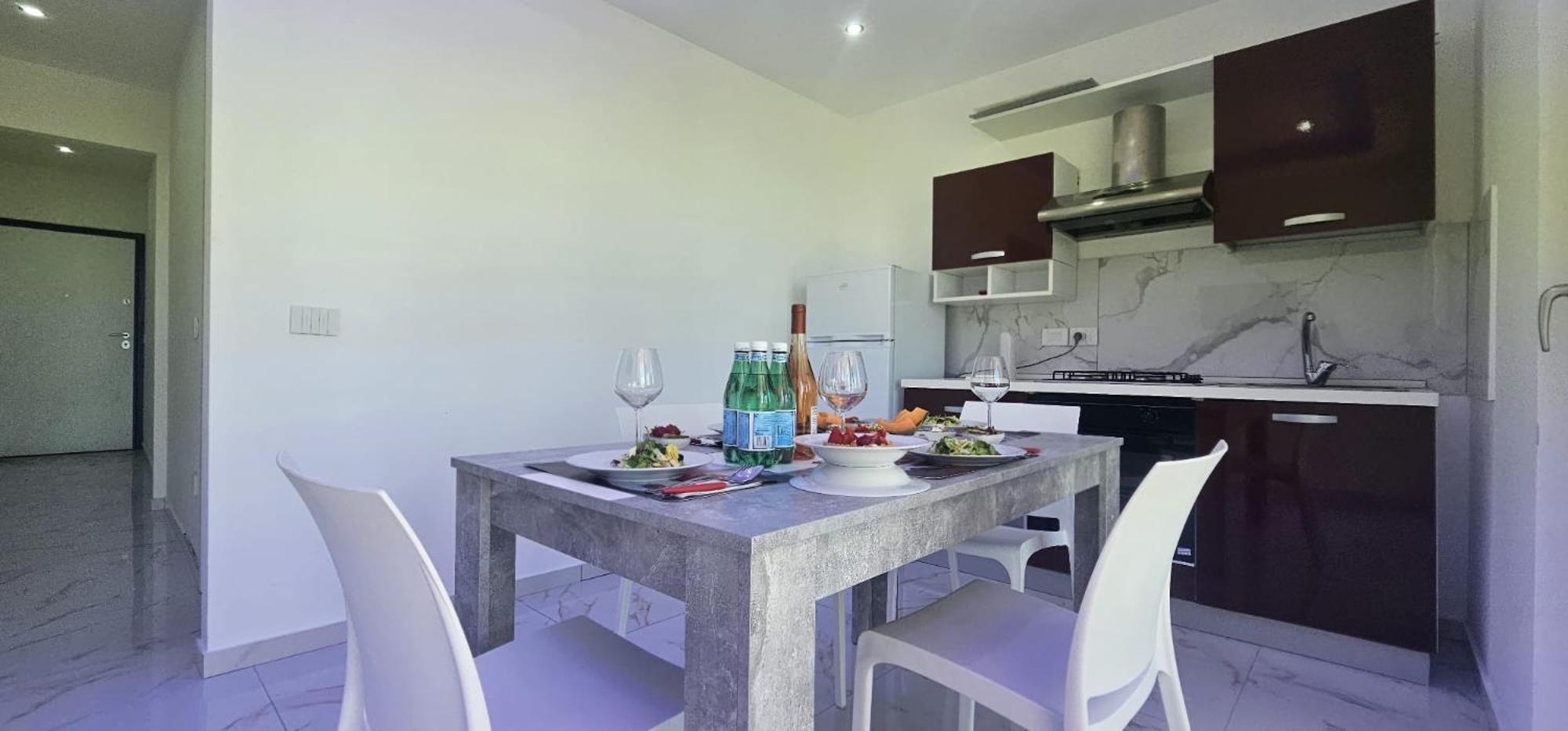 Ninfa Sul Mare Apartments 50 M E T R I Dal Mare Best Breakfast And Free Parking Capo Vaticano Buitenkant foto